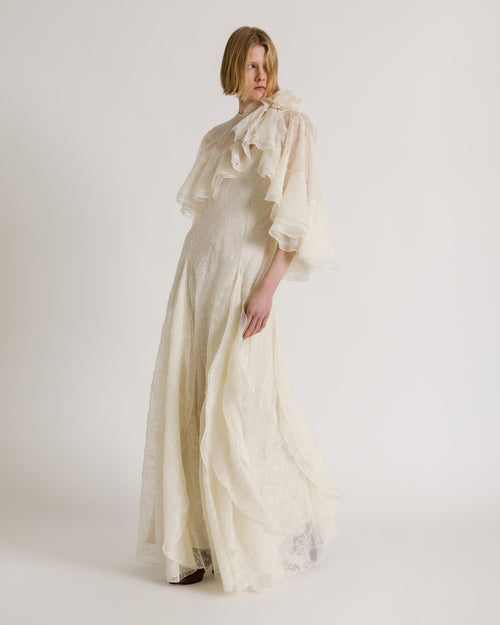 Abito lungo in chiffon di seta organzato a fiori con cappa removibile Bianco Alberta Ferretti Boutique Online 0
