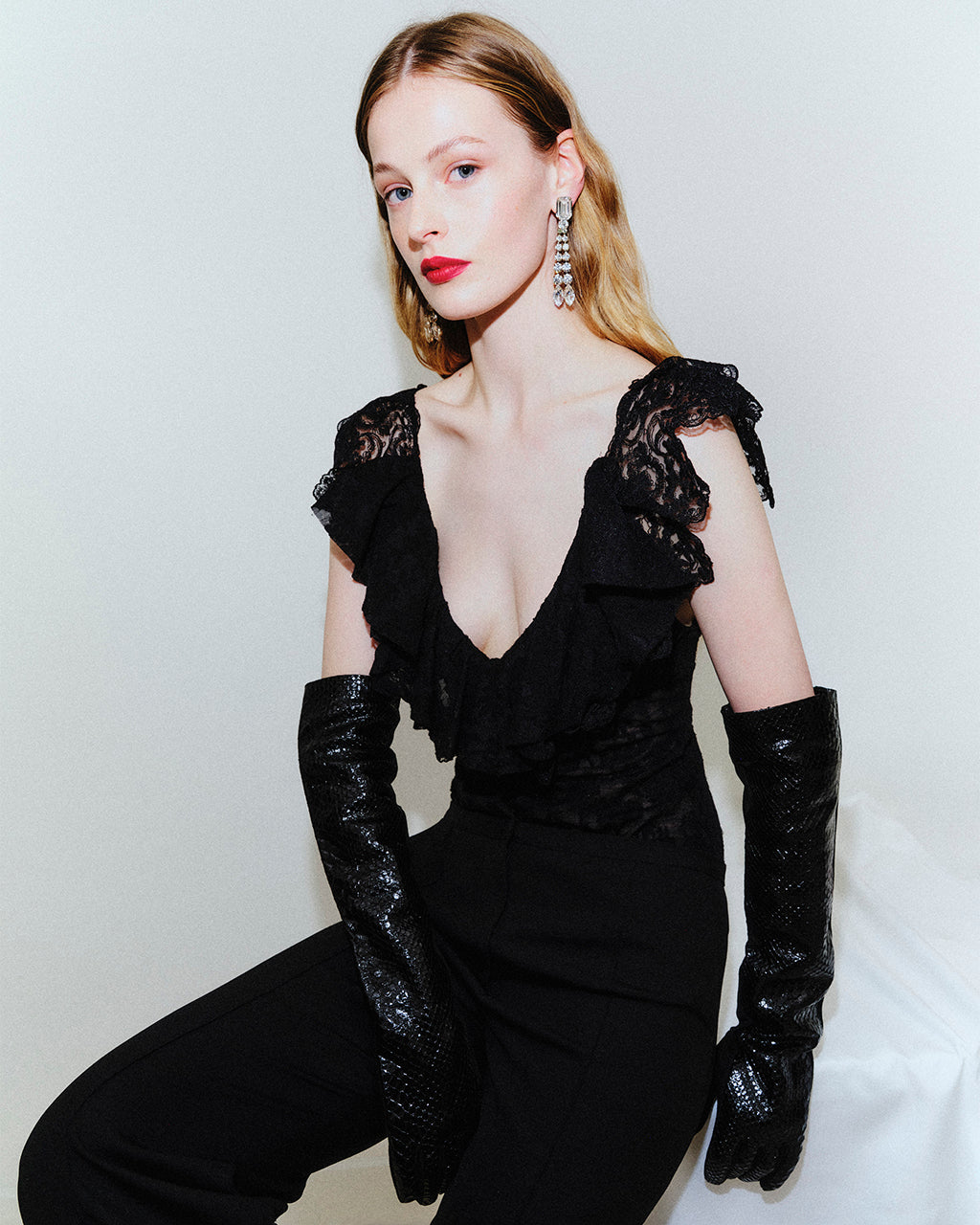 Alberta Ferretti: Timeless Elegance & Contemporary Style