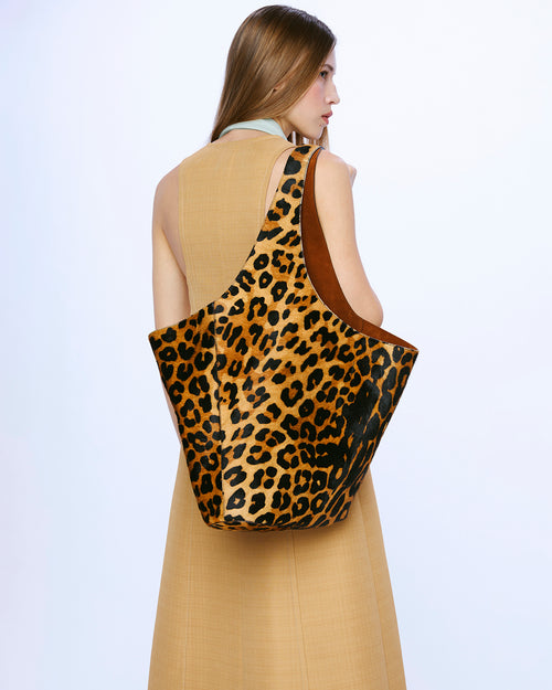 Banner Tailored Femininity 4