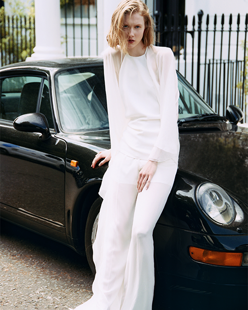 Banner Alberta Ferretti Bridal Collection 2