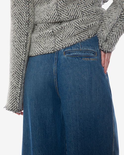 Wide leg denim jeans