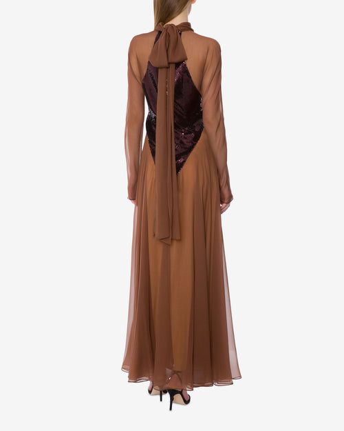 Vestido de noche de lentejuelas y gasa con cuello halter