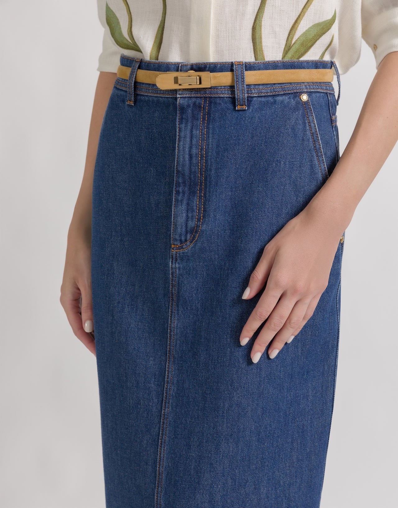 Suede belt with gold buckle 米色 Alberta Ferretti Boutique Online 3