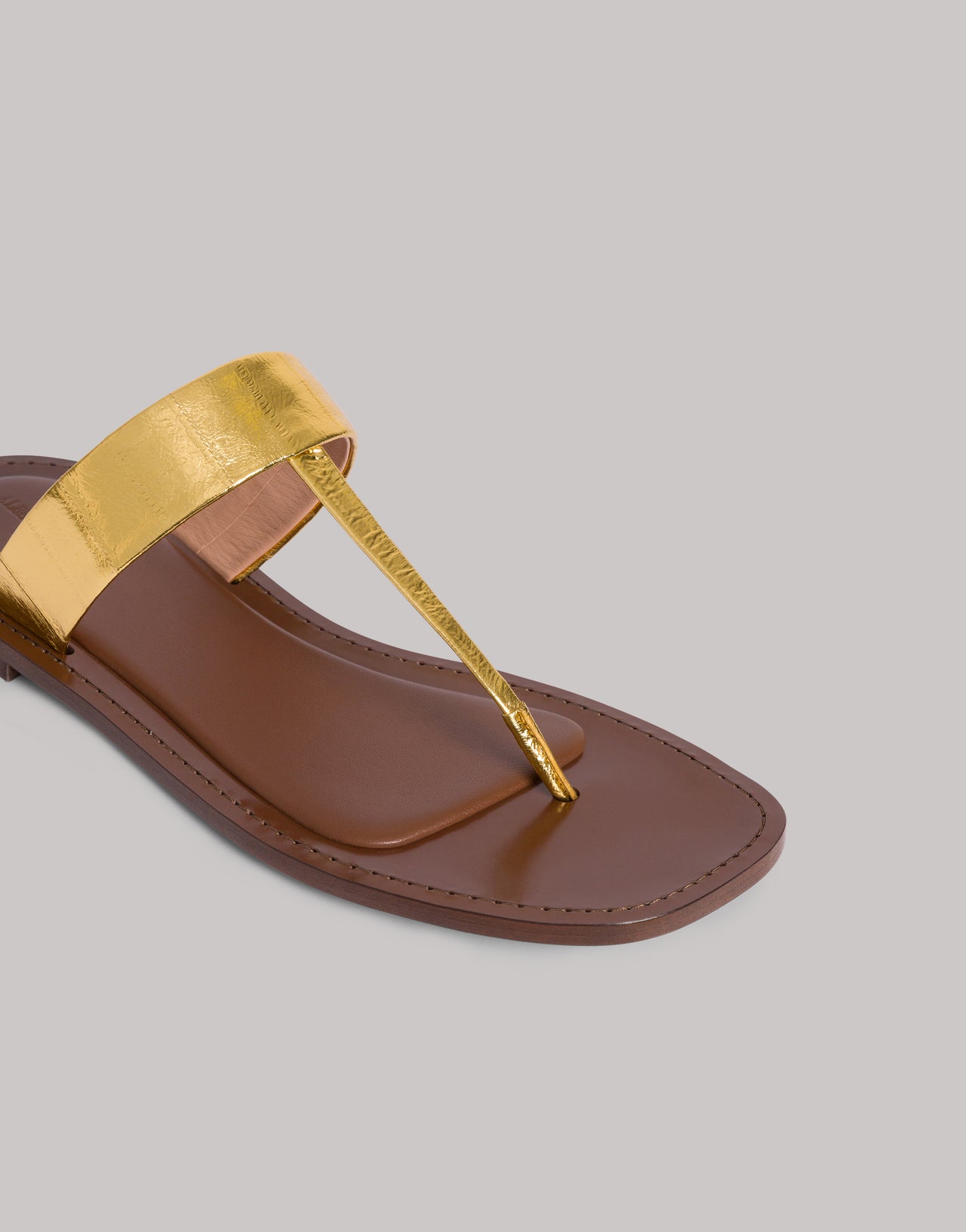 Sandalia plana de piel de anguila Gold Alberta Ferretti Boutique Online 3