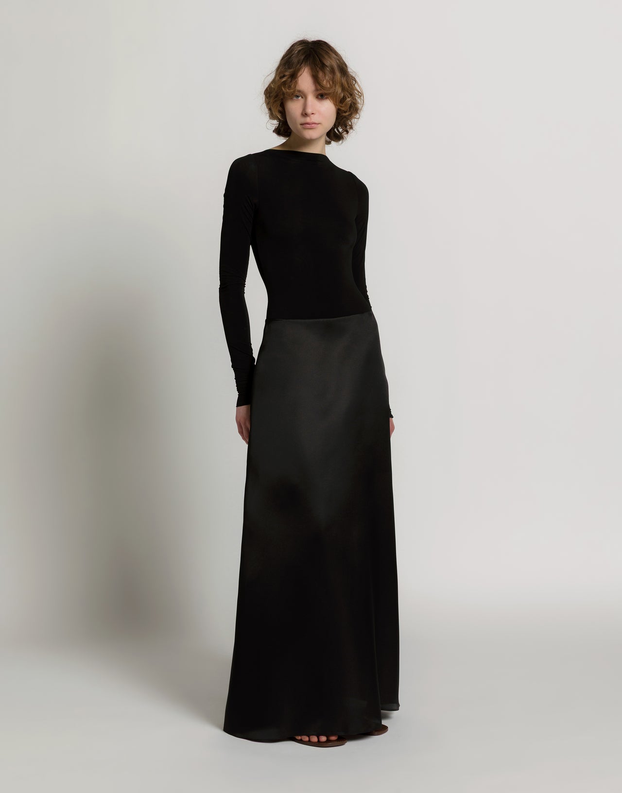 Long silk organza skirt 黑色 Alberta Ferretti Boutique Online 2