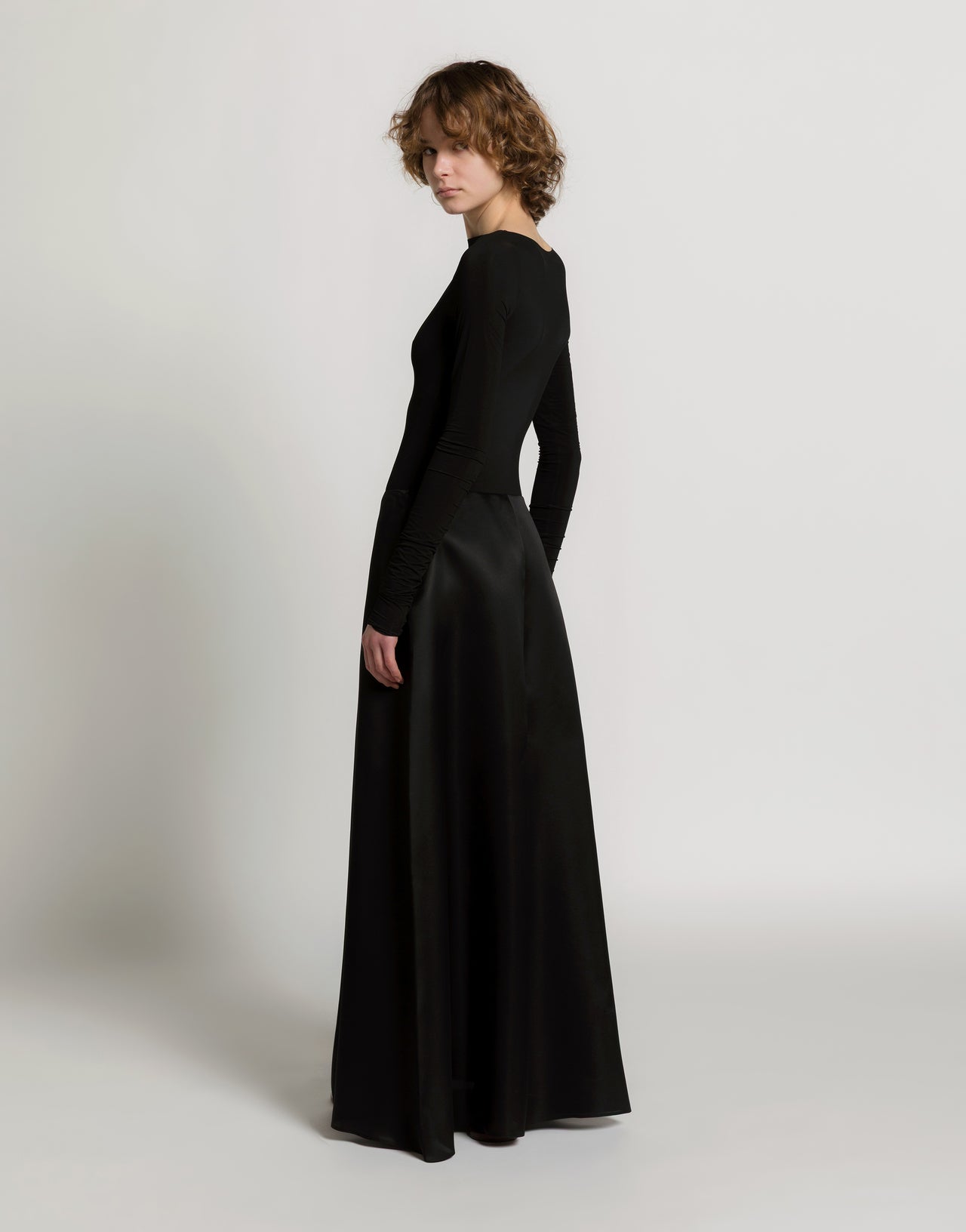 Long silk organza skirt 黑色 Alberta Ferretti Boutique Online 3