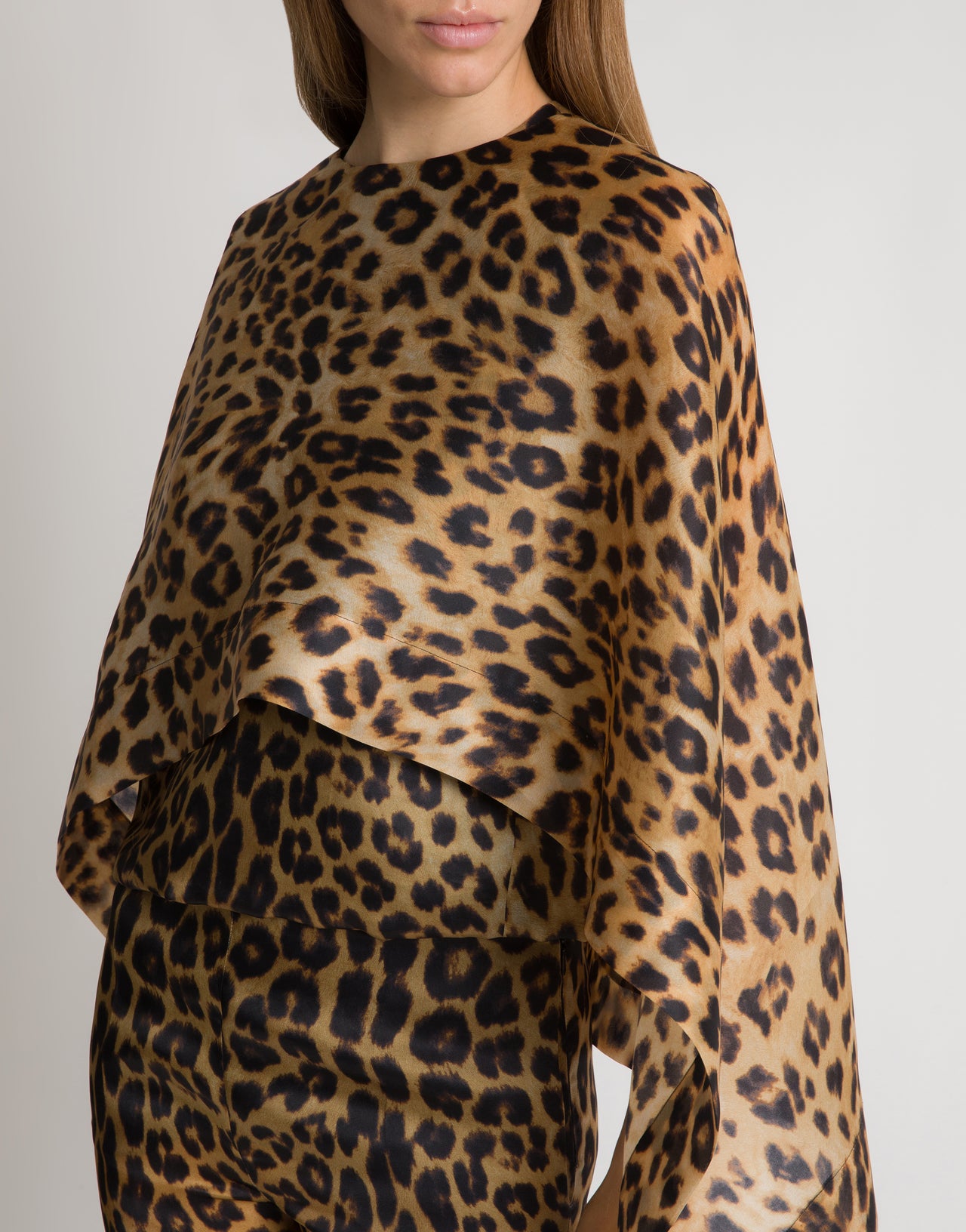 Top cappa in organza di seta stampa leopardata Marrone Alberta Ferretti Boutique Online 4