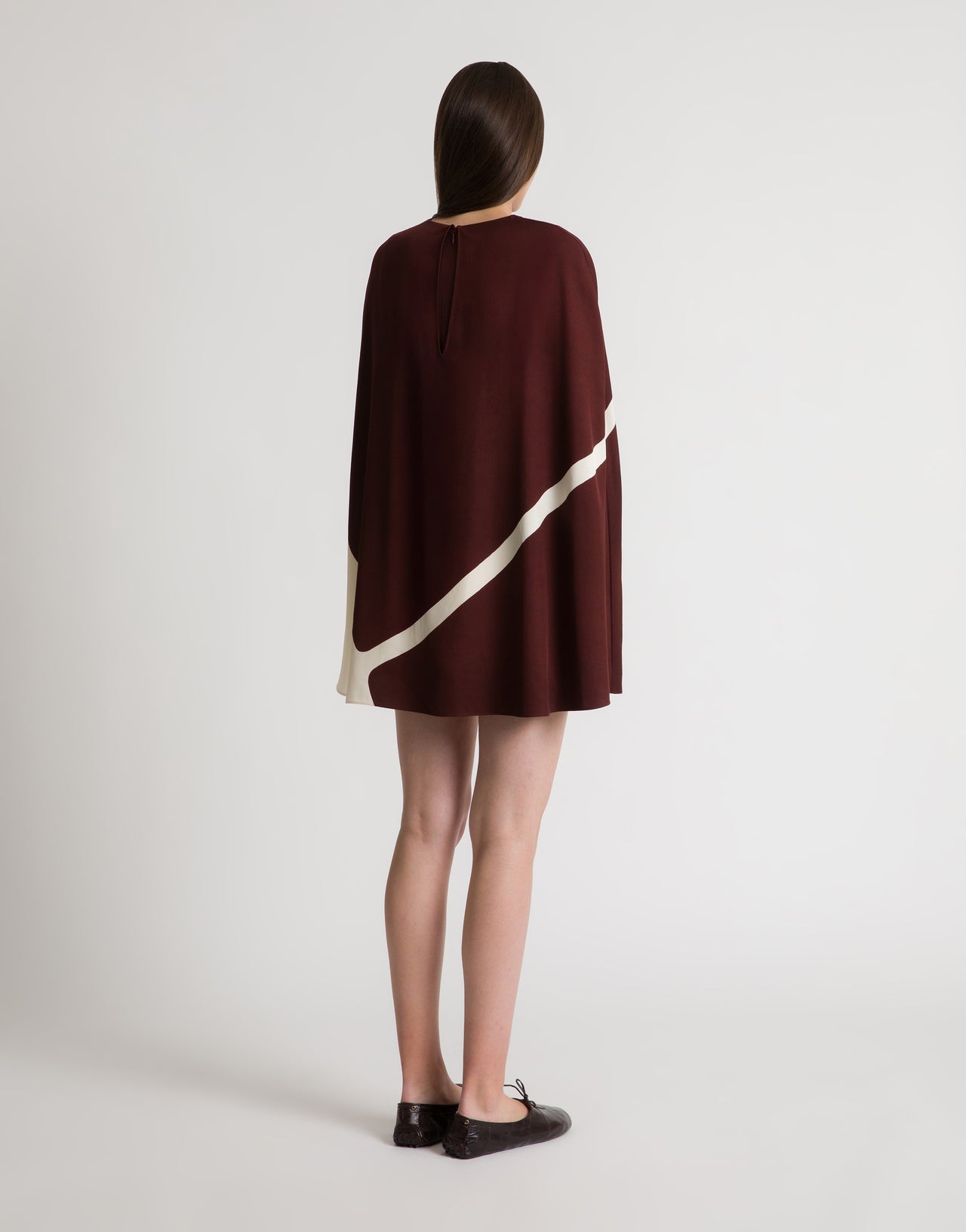 Vestido corto de sarga con estampado foulard Marrón Alberta Ferretti Boutique Online 3