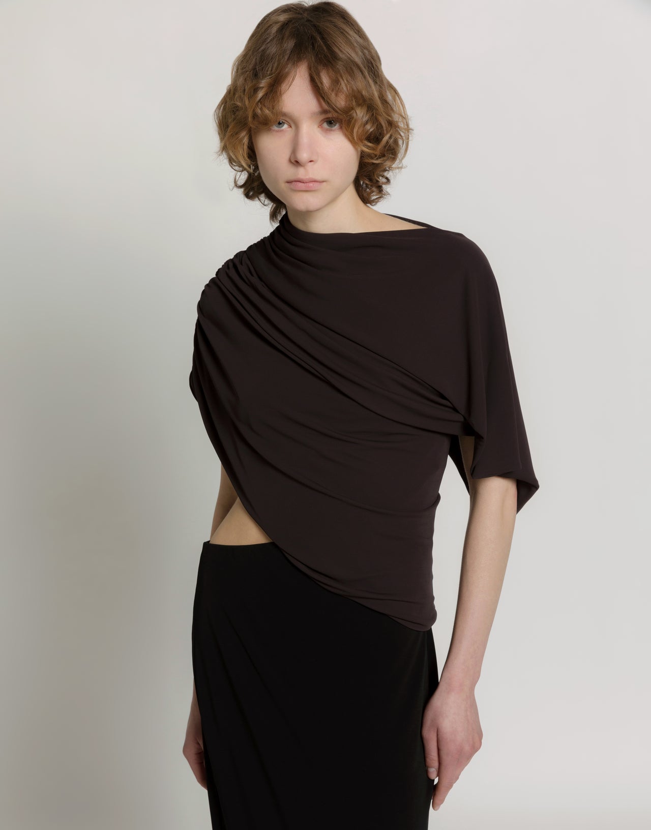 Robe longue drapée avec cut out 黑色 Alberta Ferretti Boutique Online 3