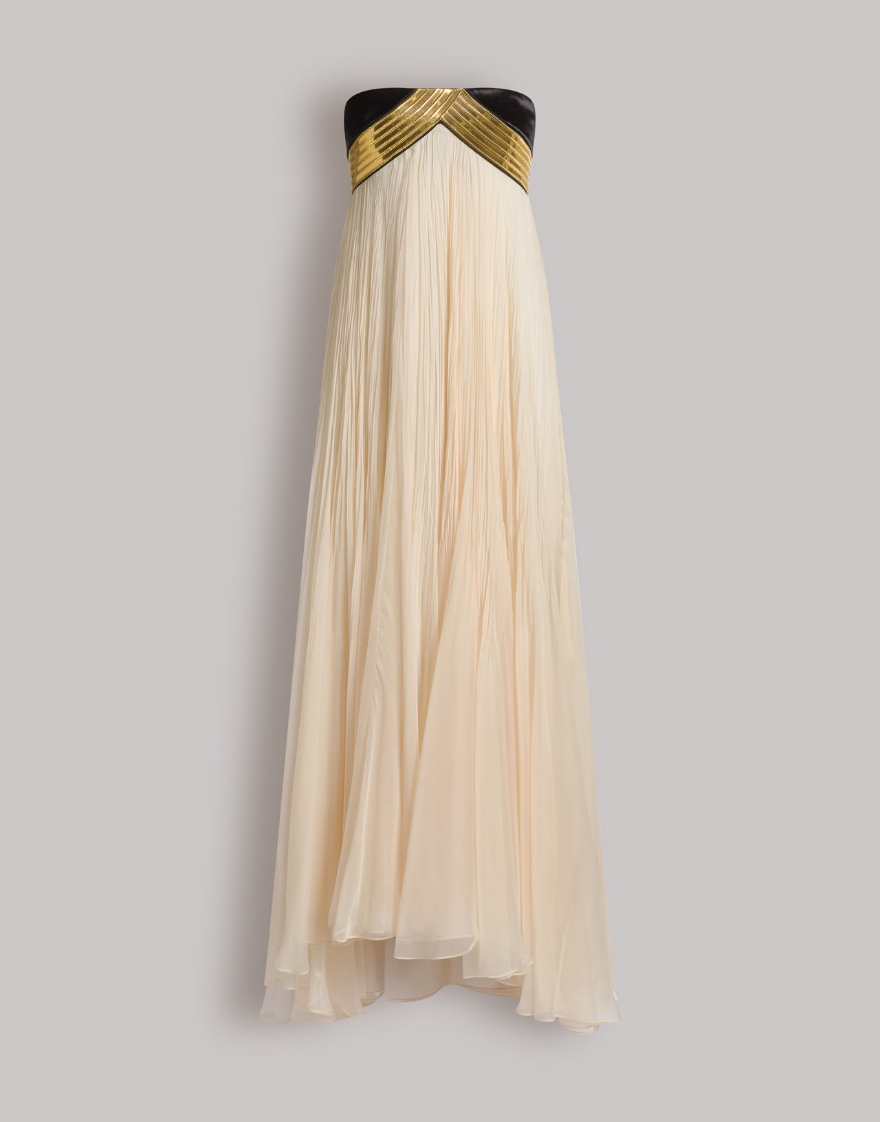 Abito lungo in chiffon plissé con ricami metallici Bianco Alberta Ferretti Boutique Online 4