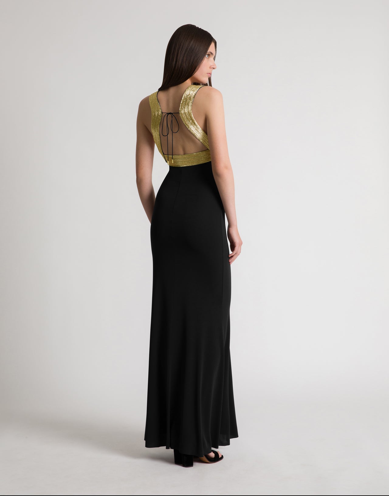 Vestido largo con detalles bordados en contraste Negro Alberta Ferretti Boutique Online 3