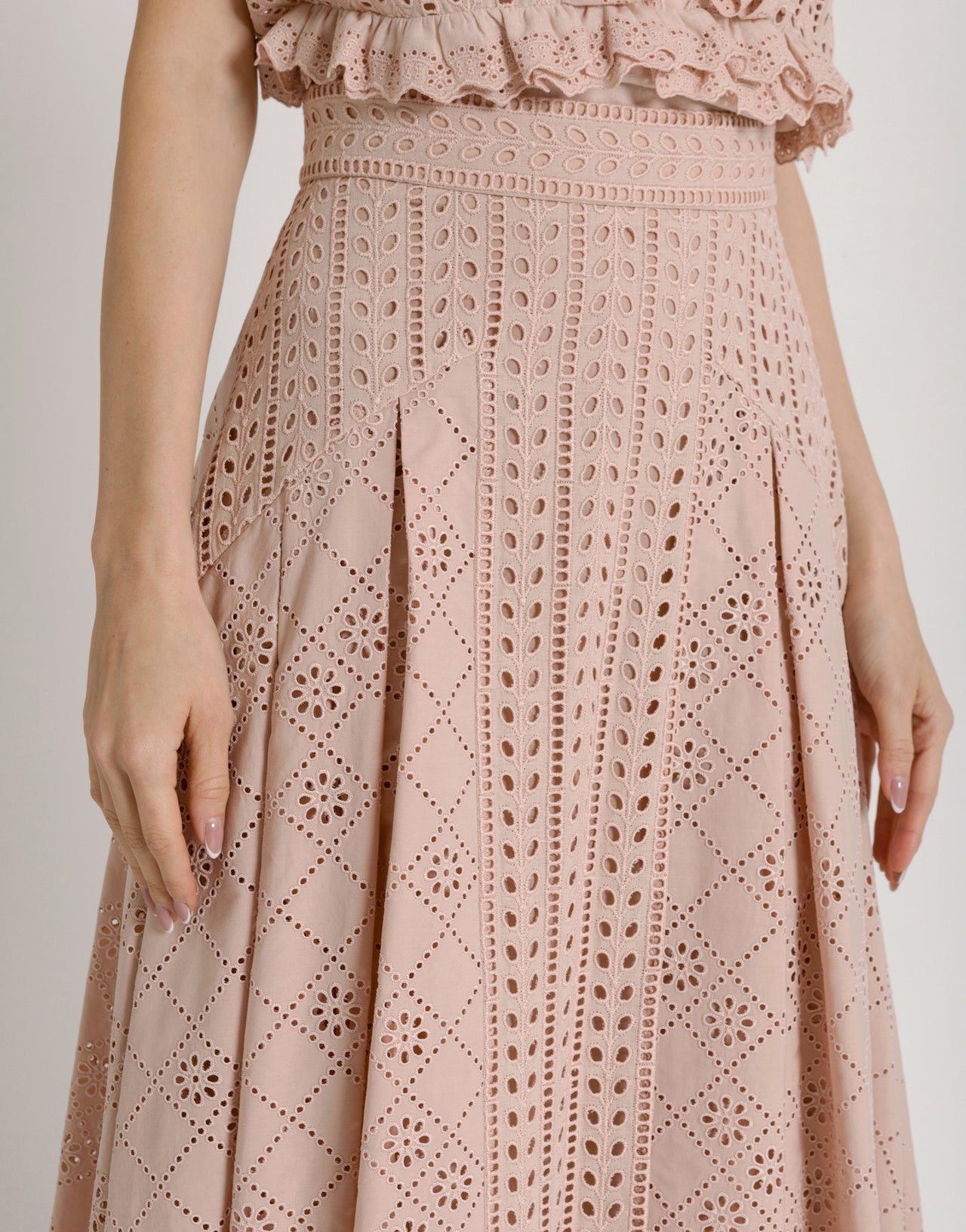 Falda larga de encaje Sangallo Pink Alberta Ferretti Boutique Online 4