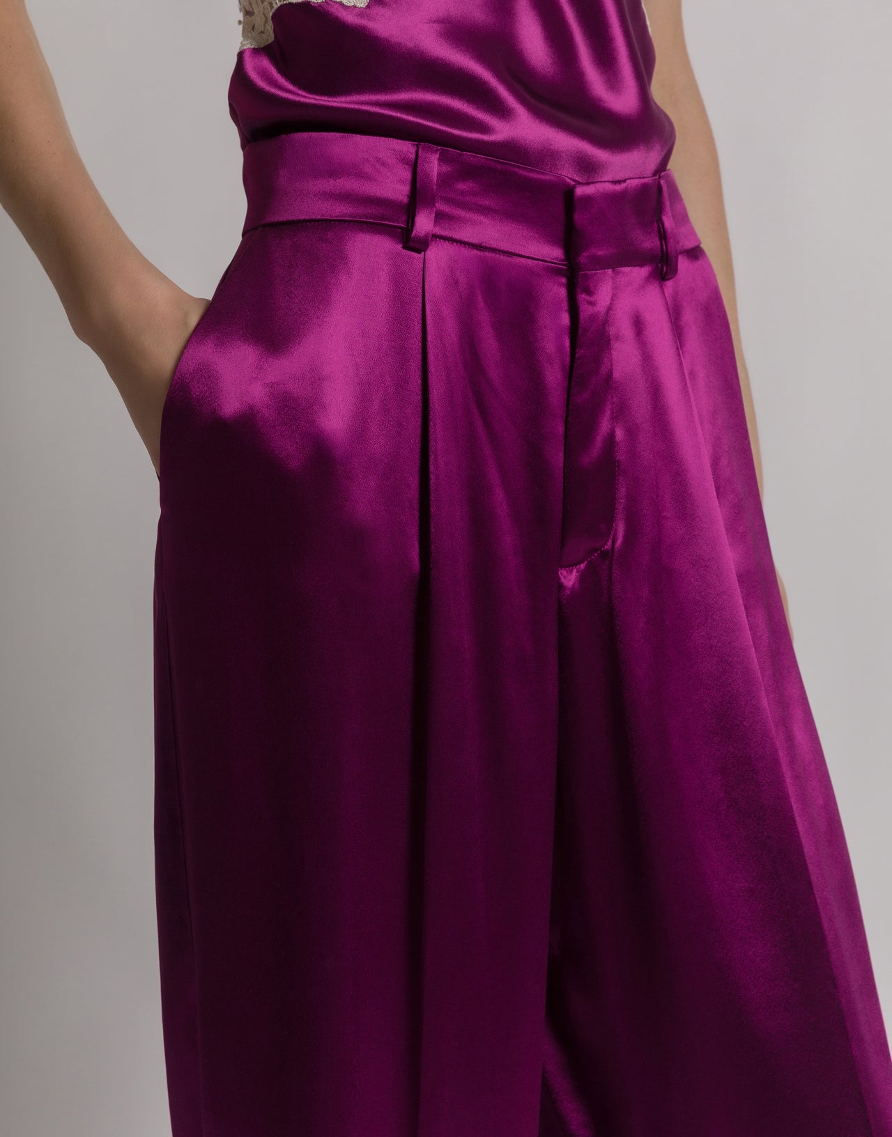 Pantalon en satin brillant Violet Alberta Ferretti Boutique Online 3