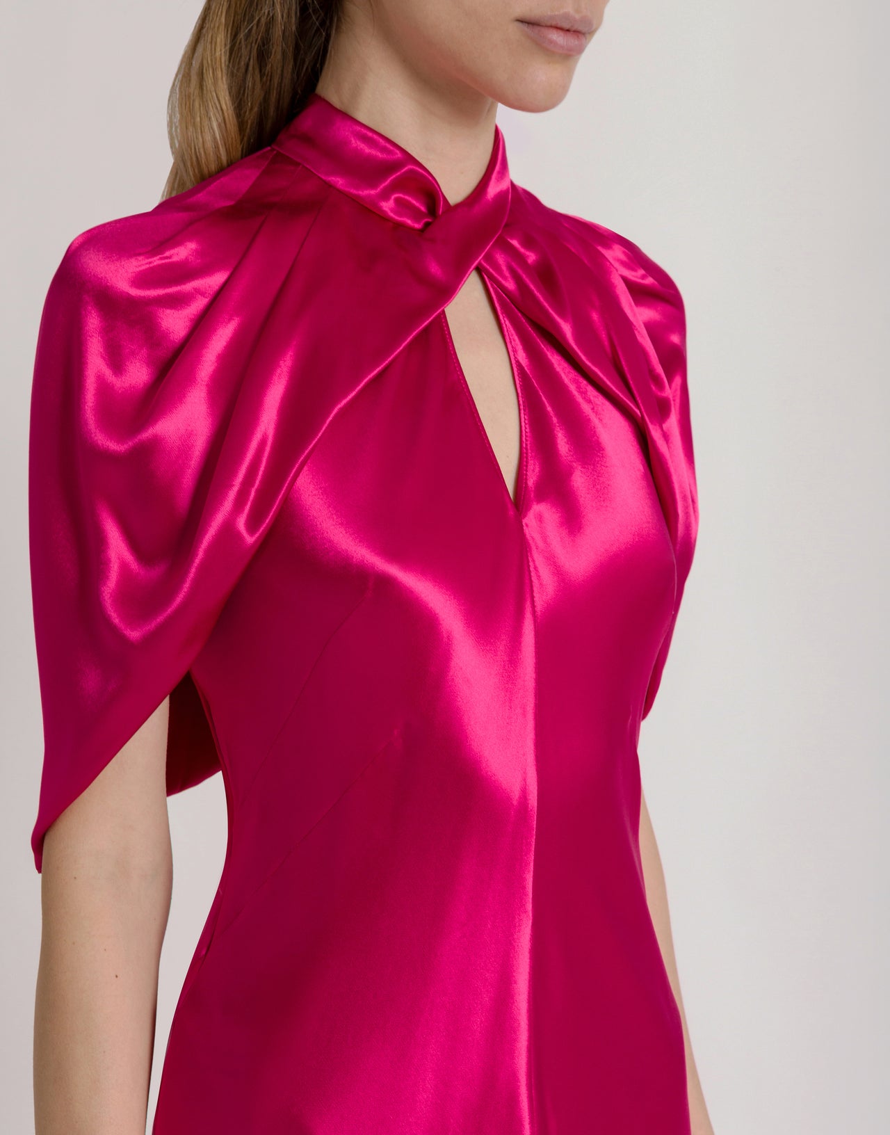 Satin evening dress with cape sleeves 粉红色 Alberta Ferretti Boutique Online 4