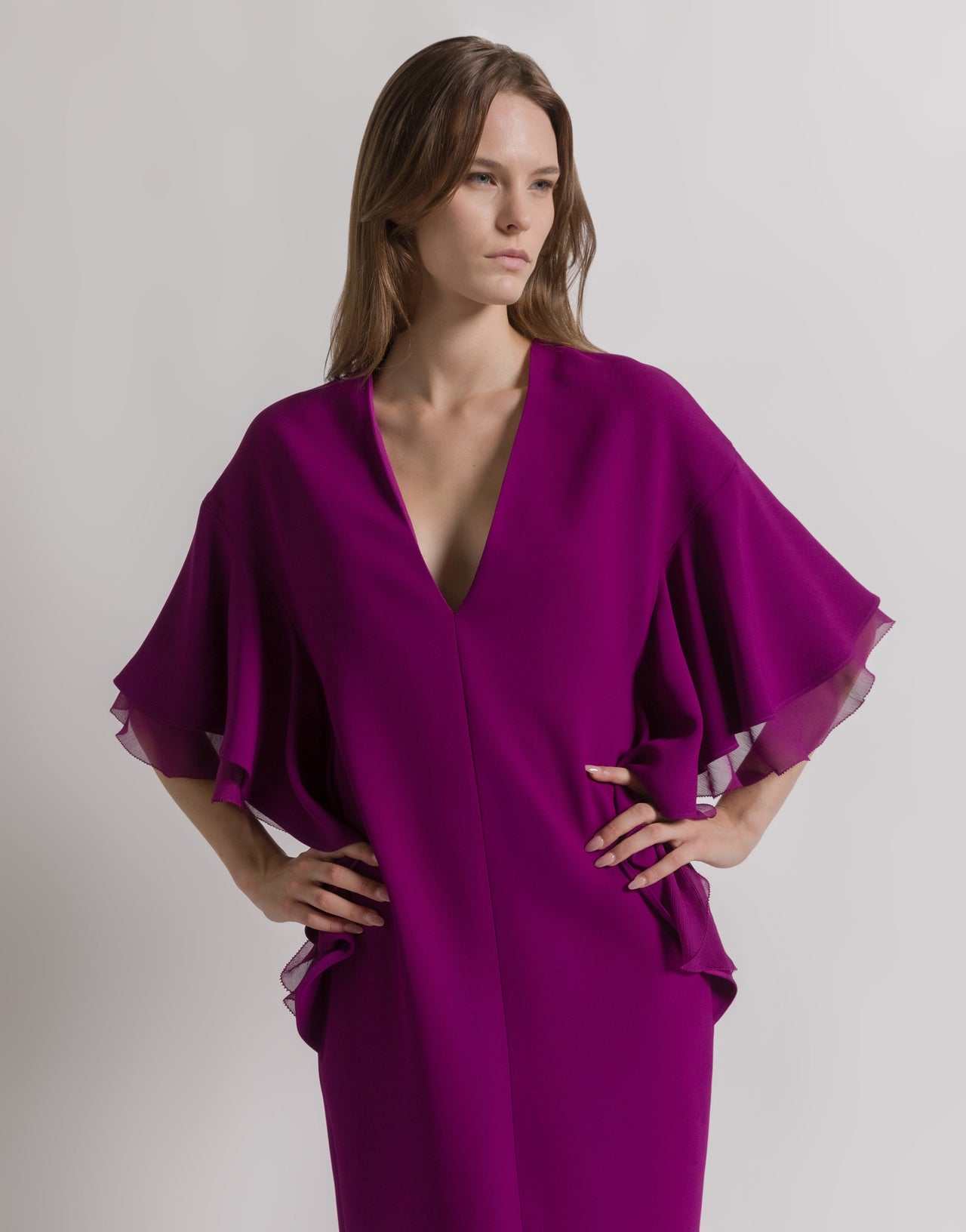 Amethystfarbenes langes Kleid mit Umhangärmeln Violett Alberta Ferretti Boutique Online 4