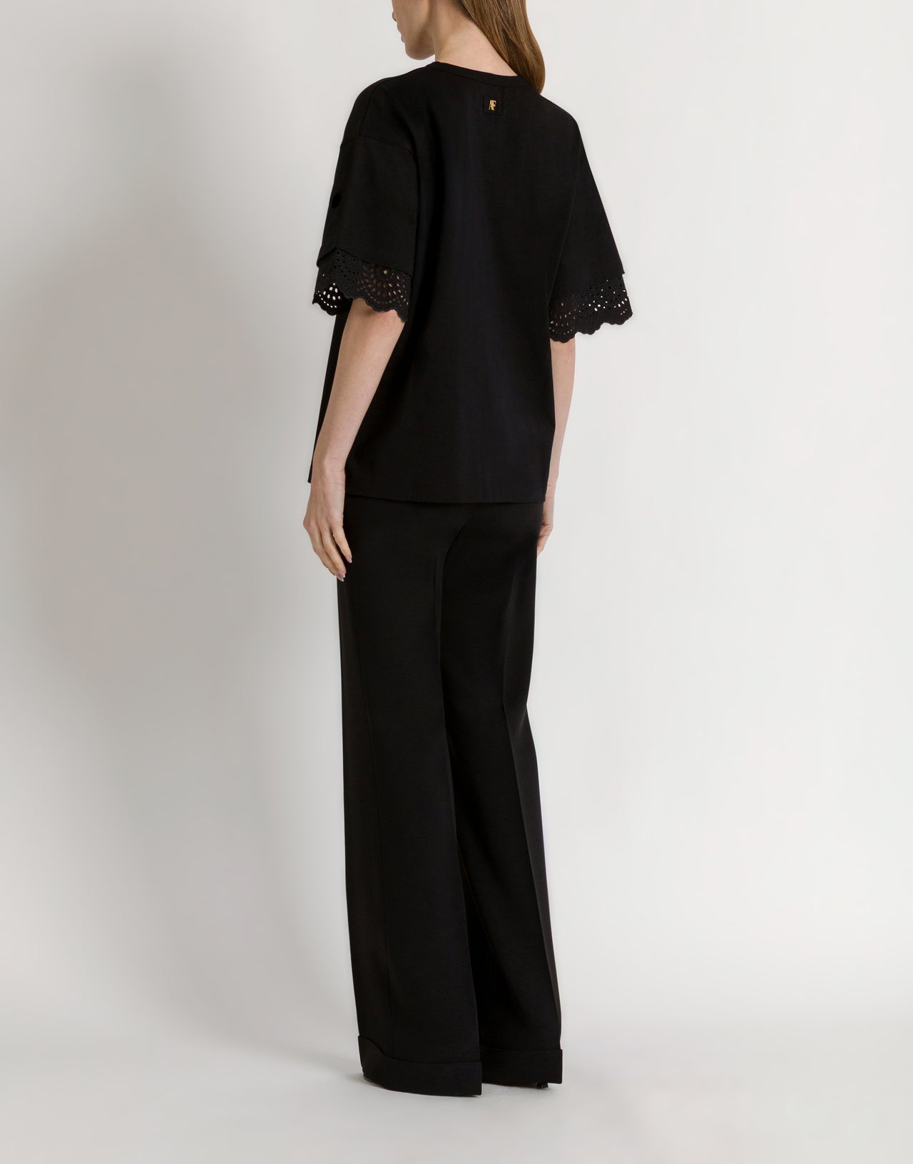 T-shirt con maniche in pizzo San Gallo Nero Alberta Ferretti Boutique Online 3