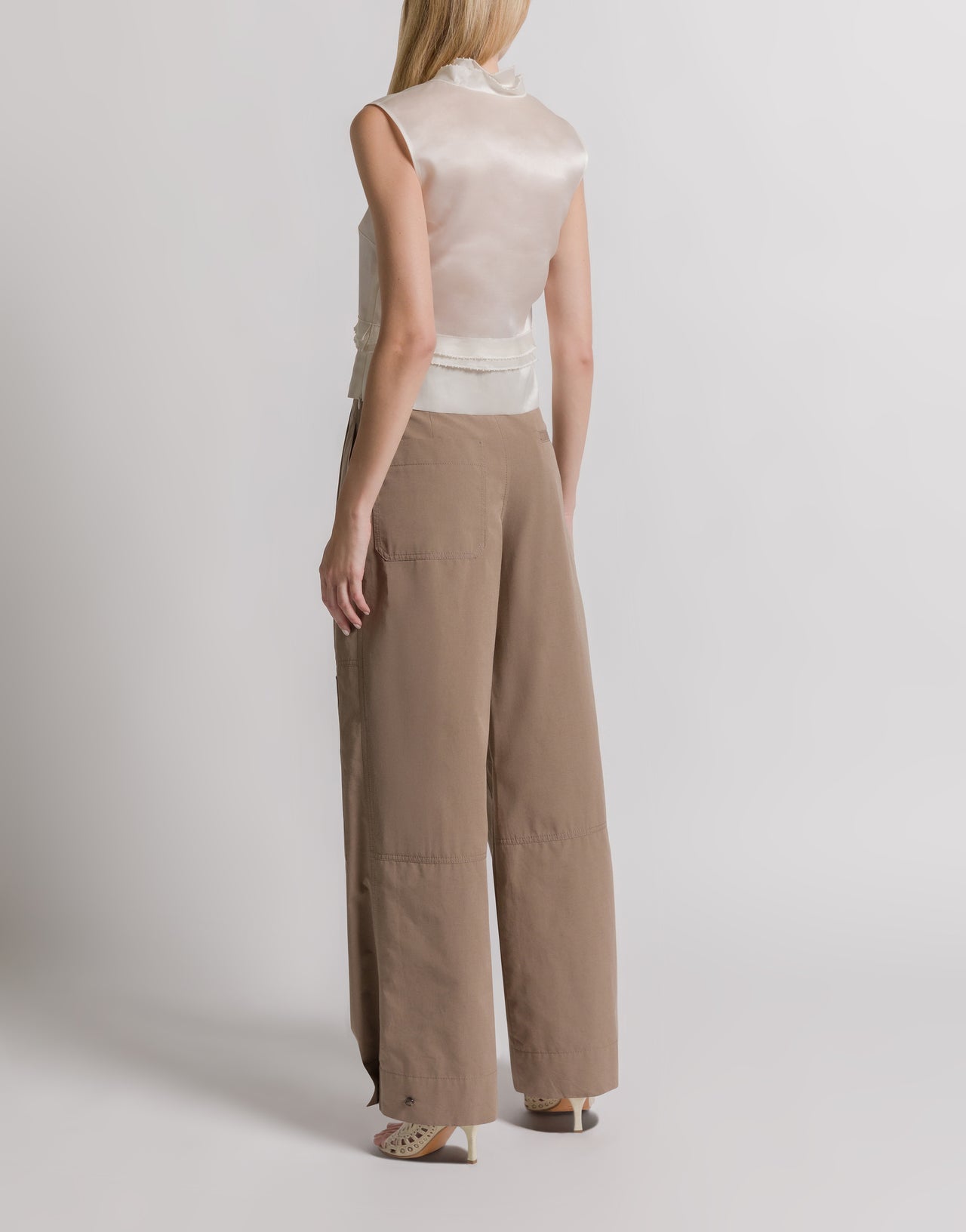 Silk organza blouse with ruffles 象牙 Alberta Ferretti Boutique Online 3