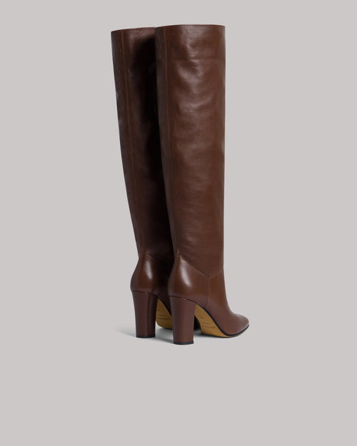 Stivali alti slouchy in nappa plongé con tacco 