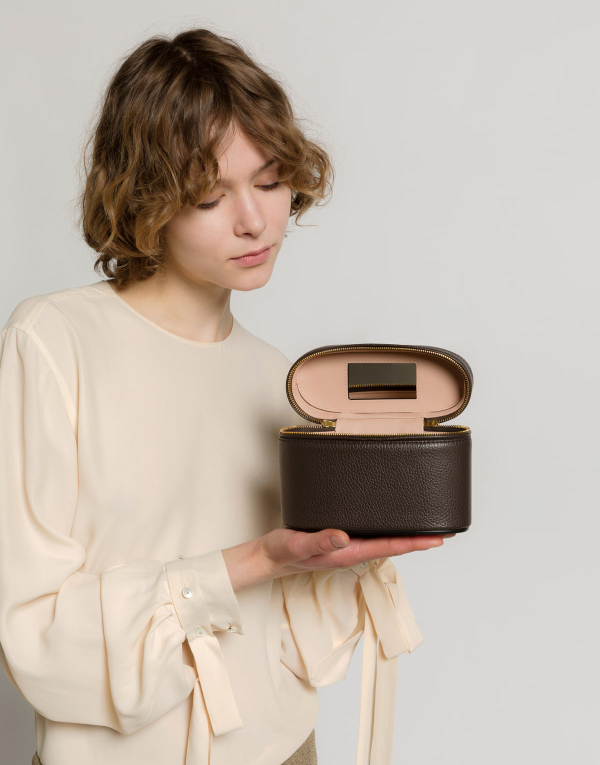 Mini leather vanity bag Brown Alberta Ferretti Boutique Online 3