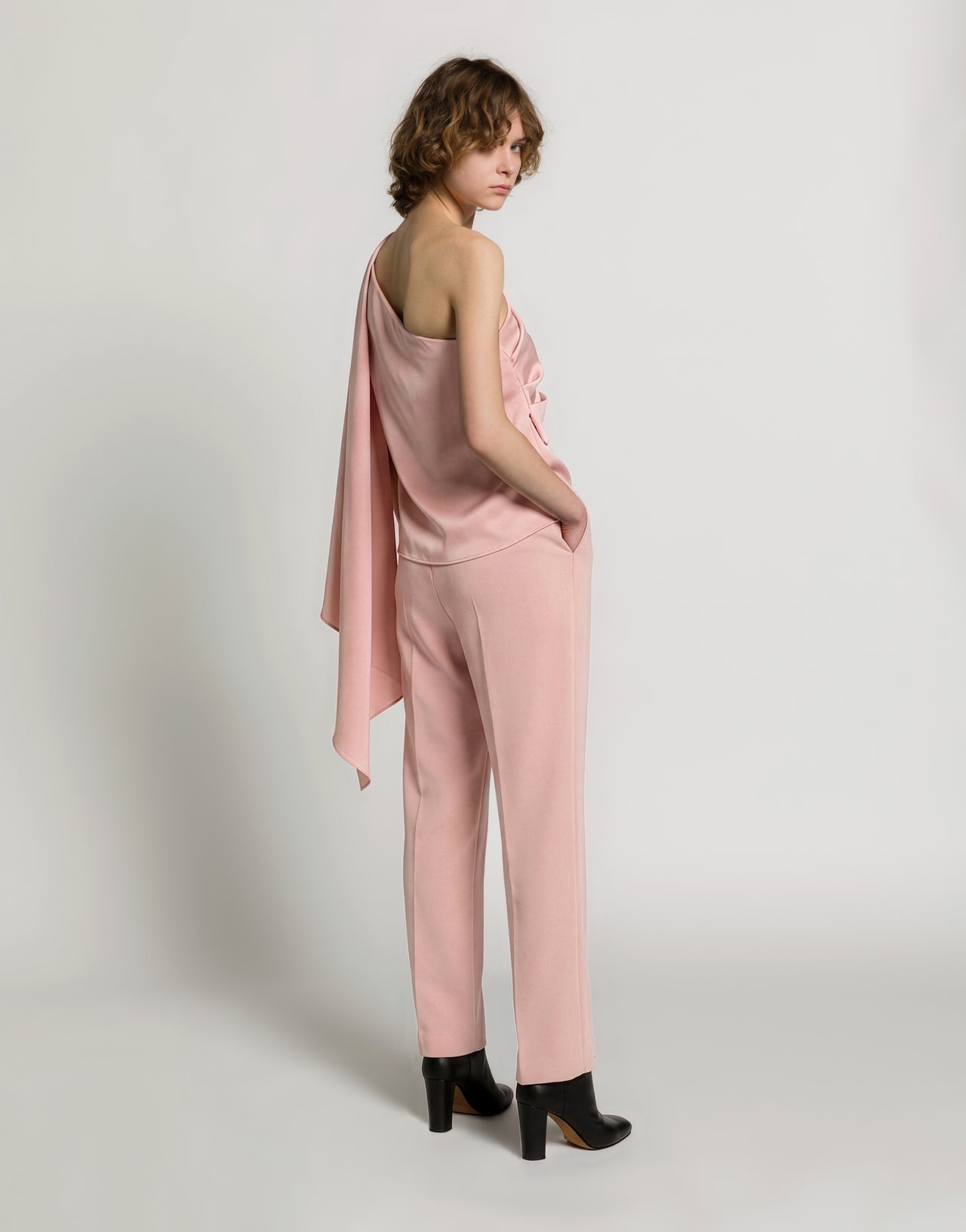 Gerade geschnittene Hose aus Enver-Satin Pink Alberta Ferretti Boutique Online 3
