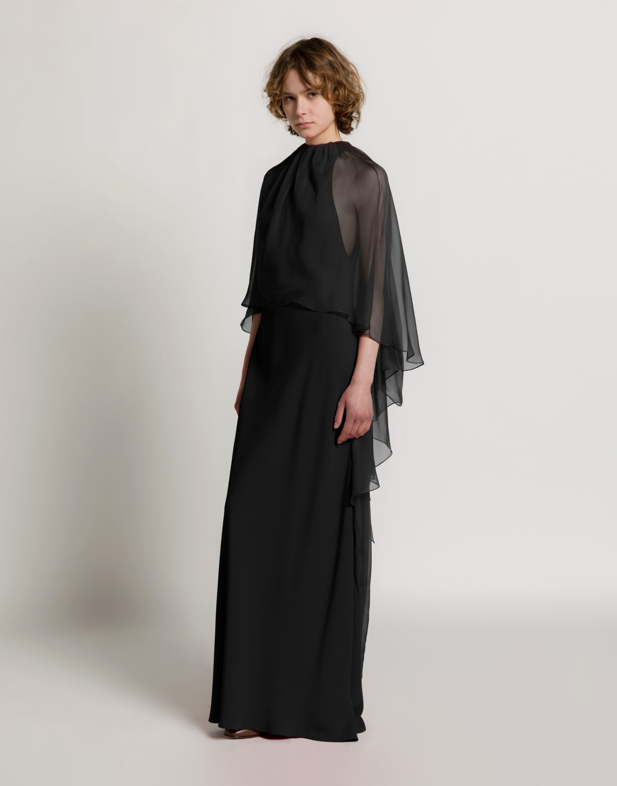 Abito Lungo in Enver Satin con Cappa in Chiffon 黑色 Alberta Ferretti Boutique Online 2