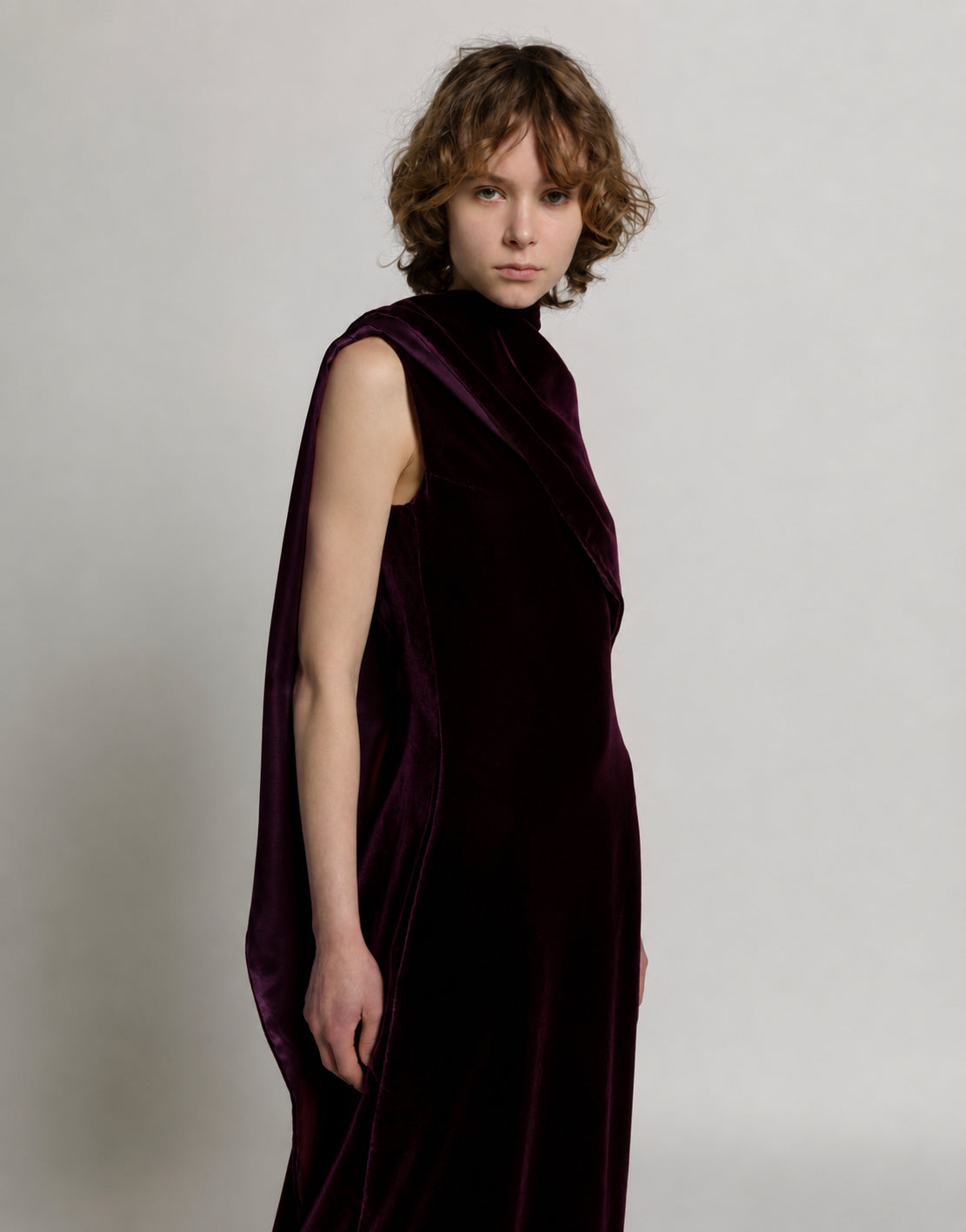 Velvet evening dress with capelet 紫色 Alberta Ferretti Boutique Online 4