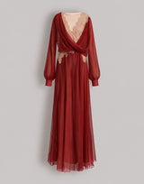 Langes Chiffonkleid mit Spitzeneinsätzen