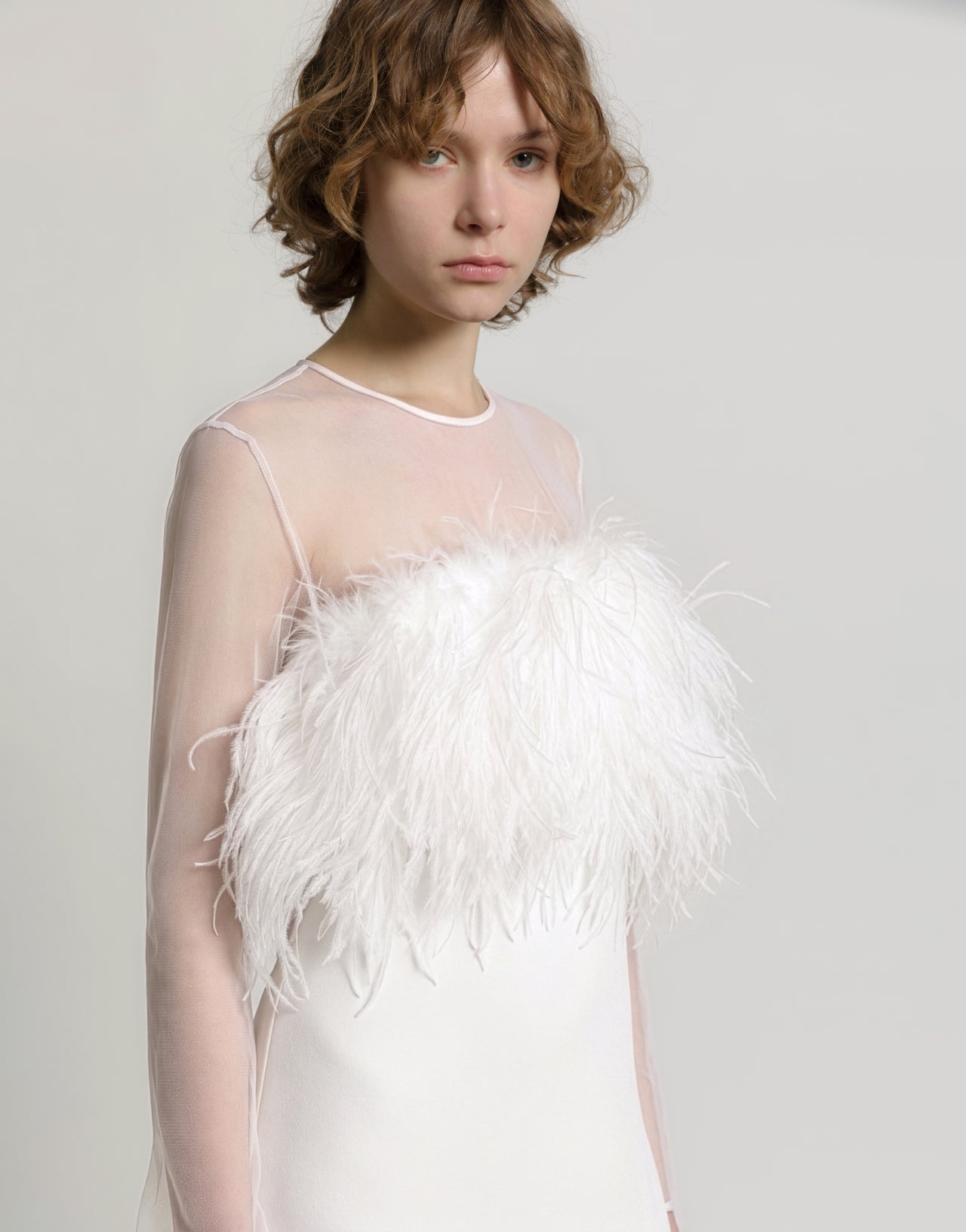 Enver satin long dress with feathers and chiffon sleeves 白色 Alberta Ferretti Boutique Online 4