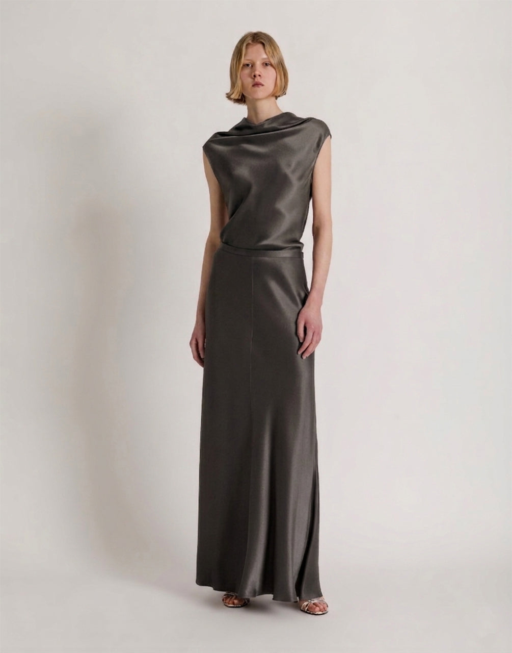 Jupe en satin brillant Gris Alberta Ferretti Boutique Online 2