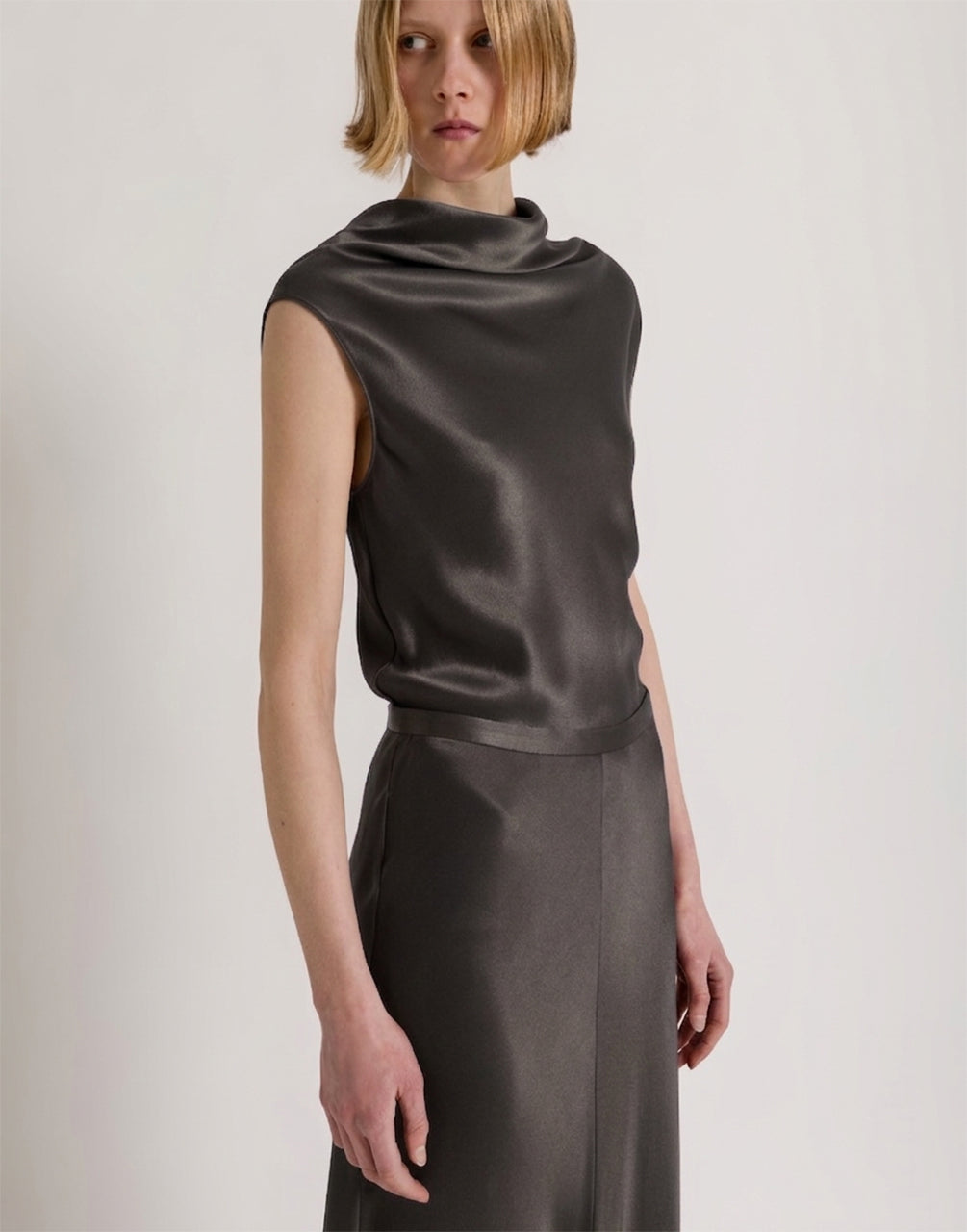 Jupe en satin brillant Gris Alberta Ferretti Boutique Online 4
