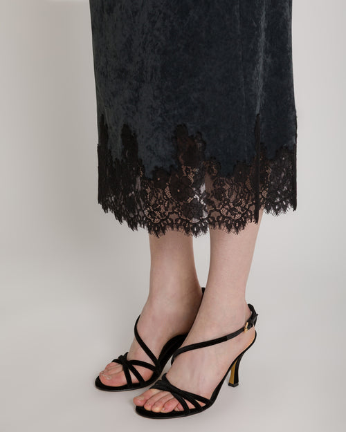 Straight midi skirt with lace trim