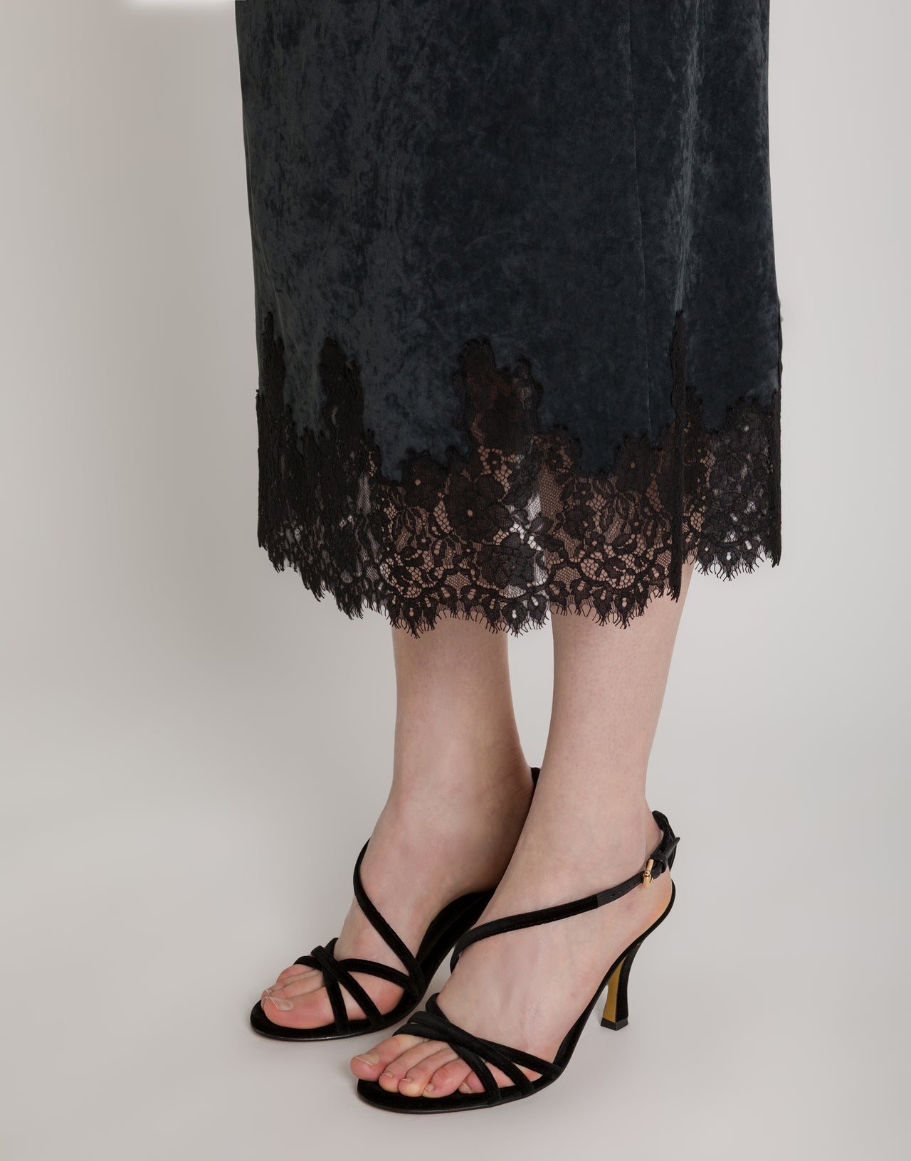 Gerader Midirock mit Spitzenbordüre Grau Alberta Ferretti Boutique Online 4