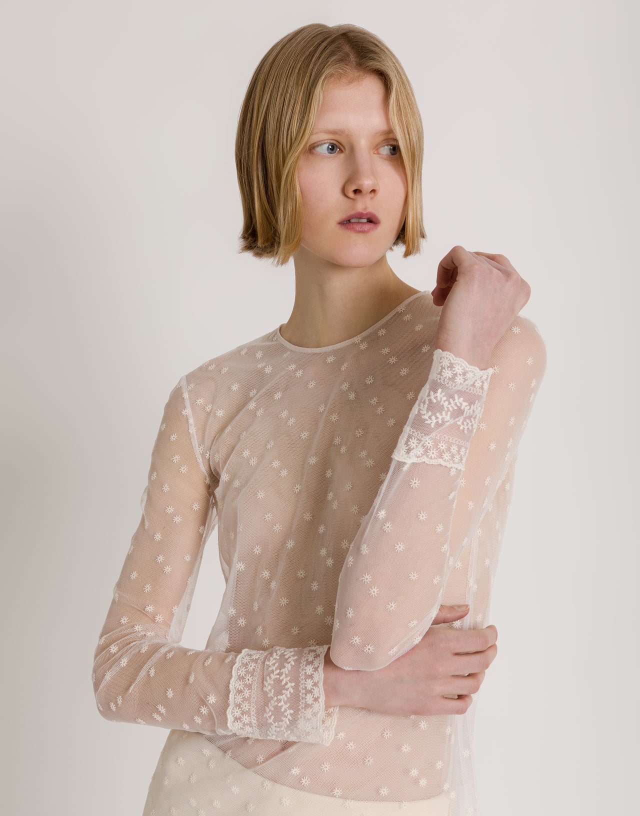 Dotted tulle top with lace-trimmed cuffs White Alberta Ferretti Boutique Online 4