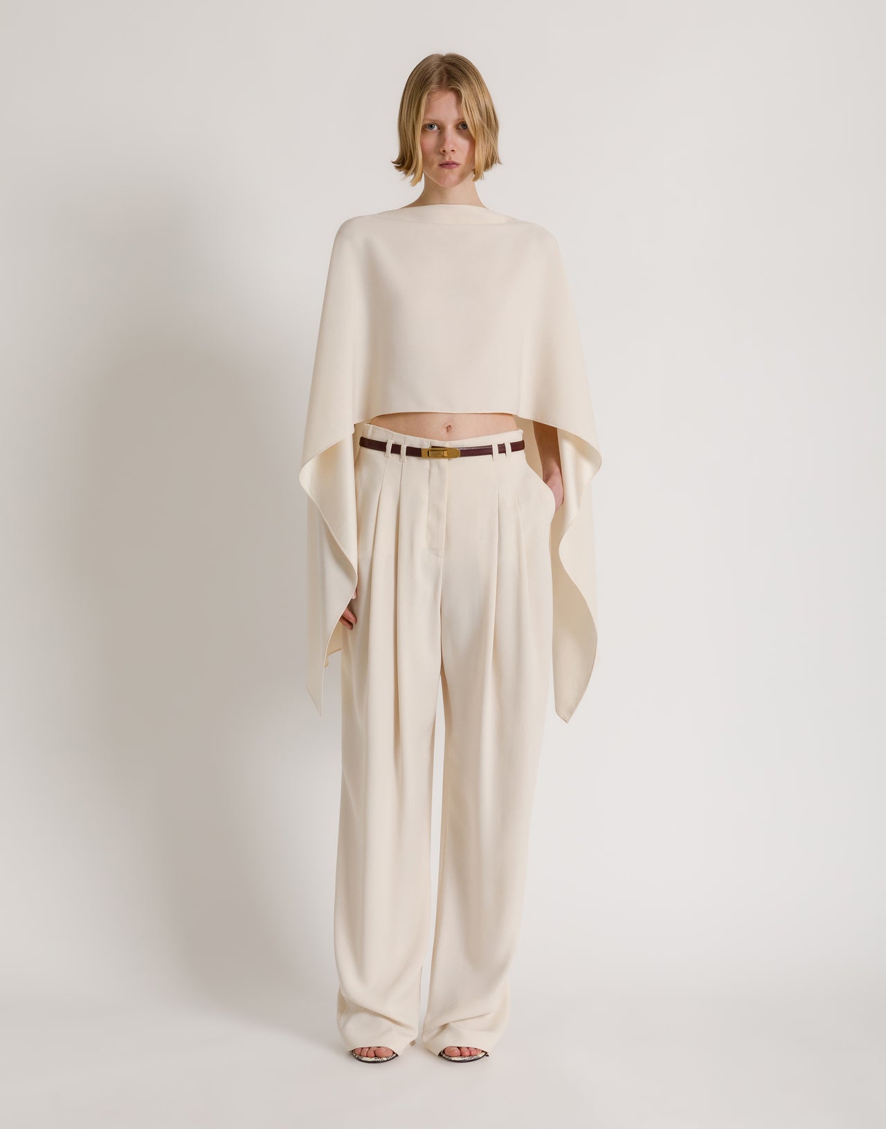 Wide-leg tailored trousers with pleats White Alberta Ferretti Boutique Online 2