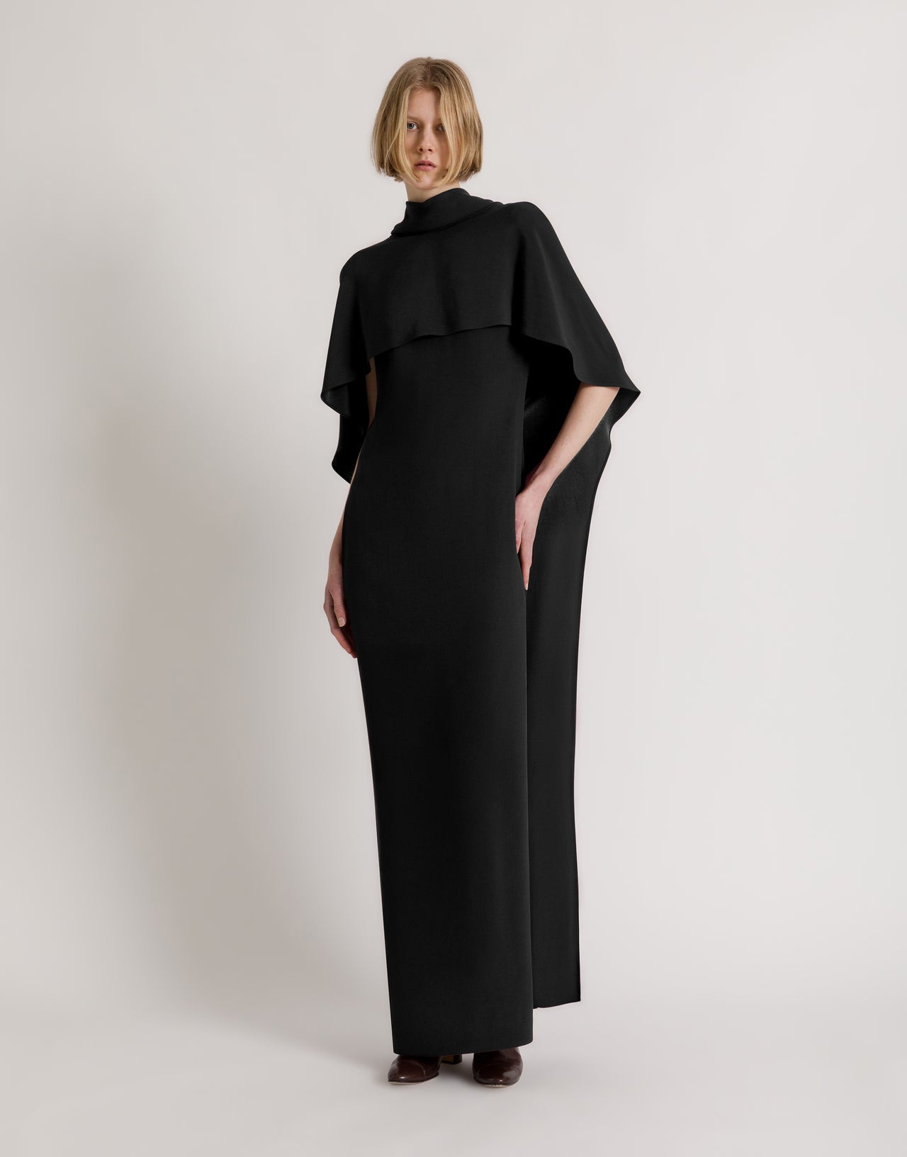 Abito lungo con mantellina Nero Alberta Ferretti Boutique Online 2