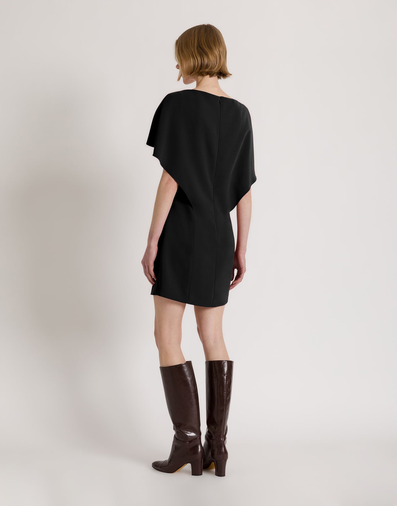 Abito corto con mantellina Nero Alberta Ferretti Boutique Online 3