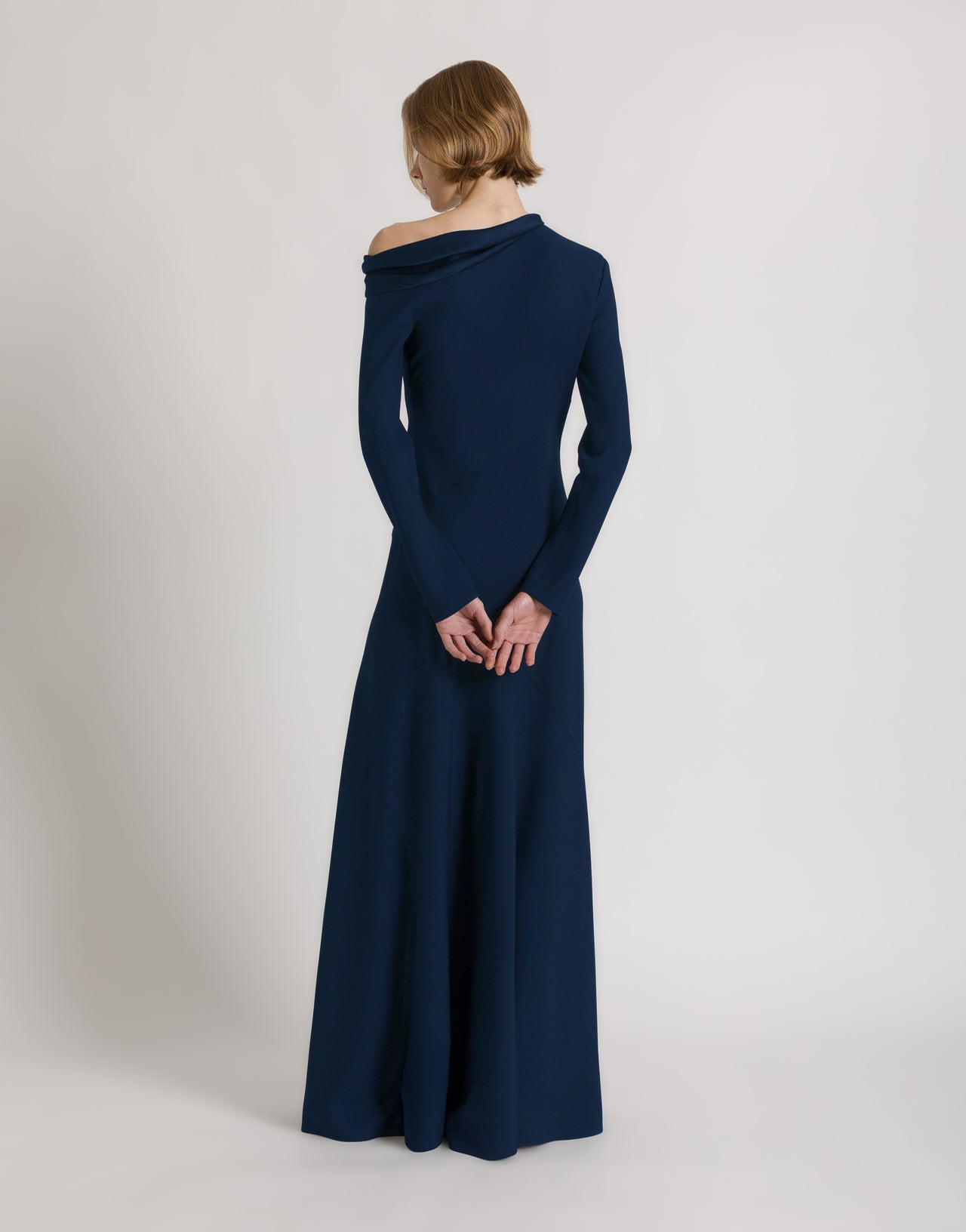 Abito lungo con spalla scoperta e spacco Blu Alberta Ferretti Boutique Online 3