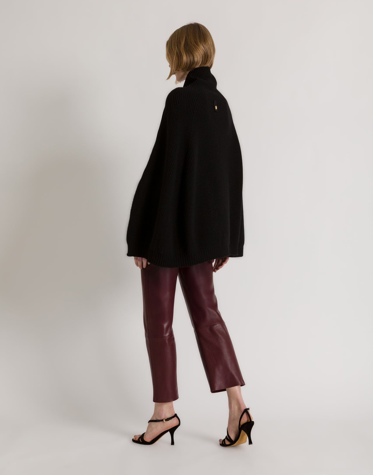 Wool, silk and cashmere turtleneck cape Black Alberta Ferretti Boutique Online 3
