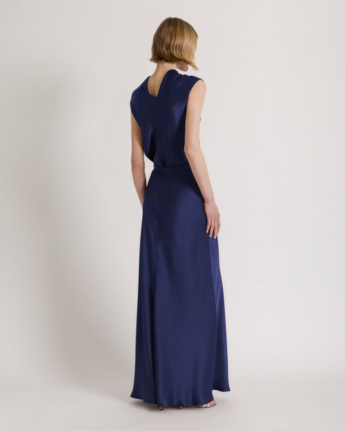 Sleeveless satin top with fluid neckline