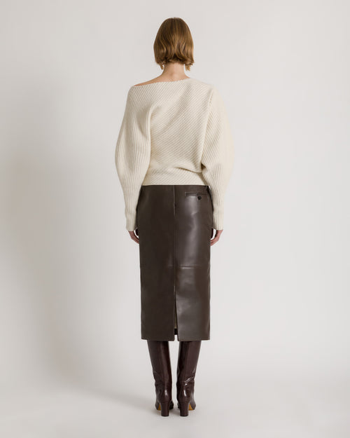 Asymmetrischer Rippstrickpullover aus Wolle, Seide und Kaschmir