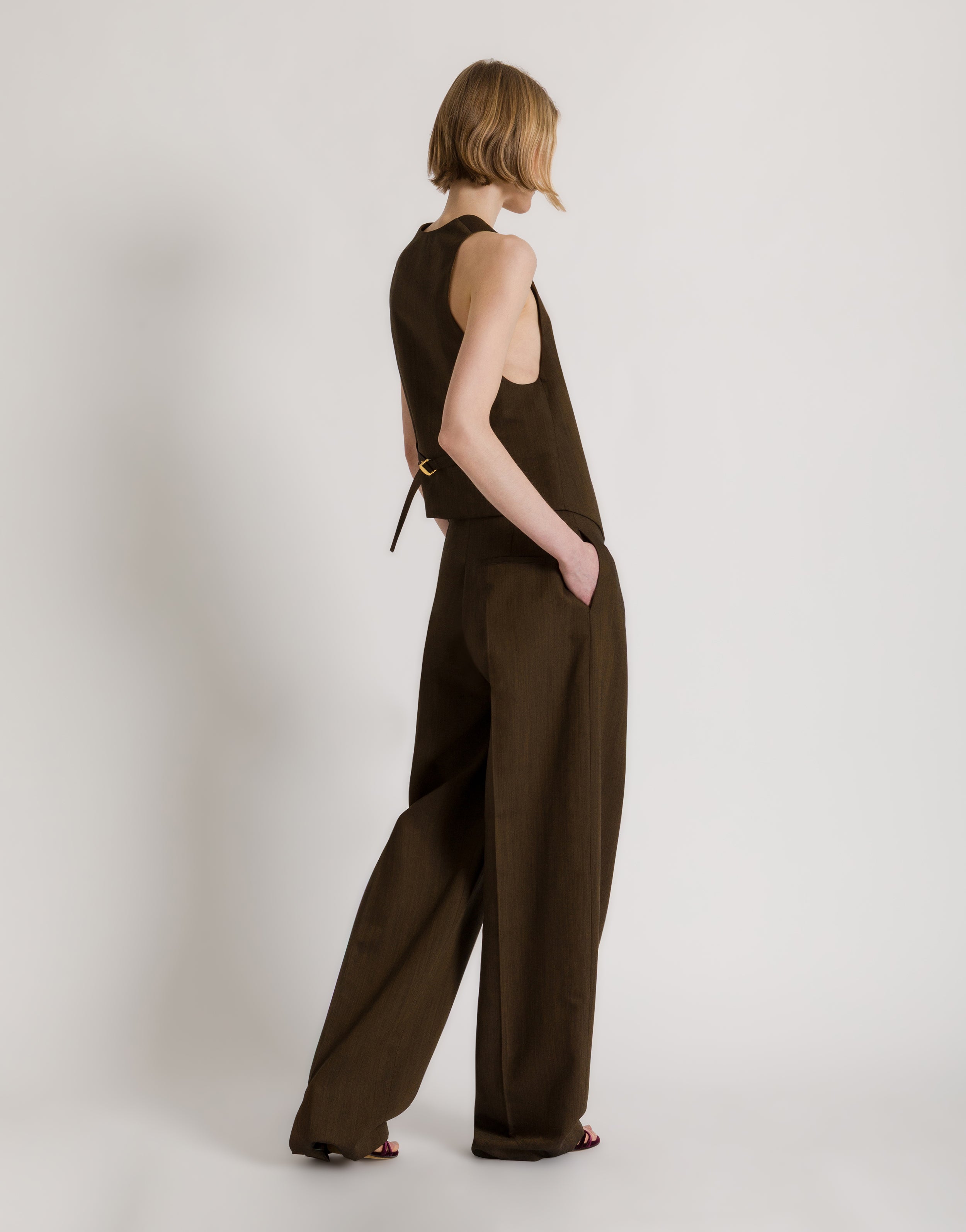 Tailored vest with asymmetrical closure | Alberta Ferretti