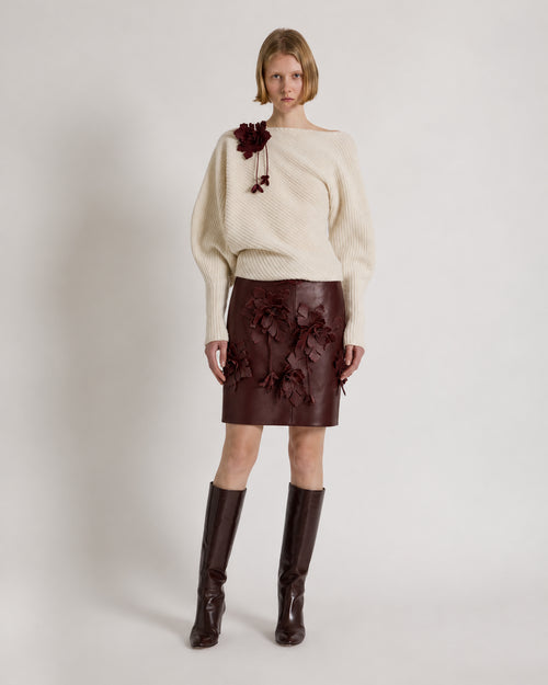 Mini-jupe en Cuir Bordeaux avec Fleurs Bordeaux Alberta Ferretti Boutique Online 1