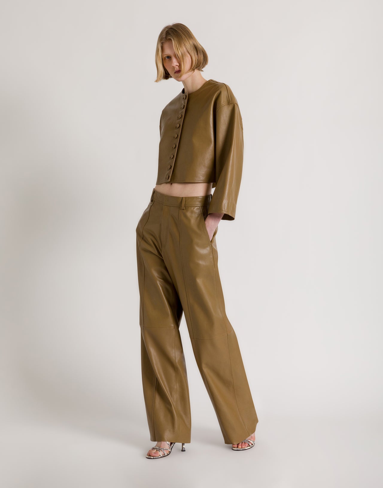 Pantalón ancho de piel suave con logo AF Green Alberta Ferretti Boutique Online 2