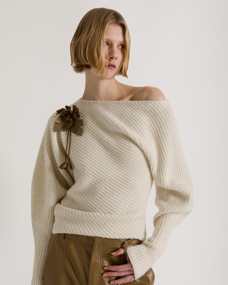 Lederblüten-Brosche Grün Alberta Ferretti Boutique Online 1