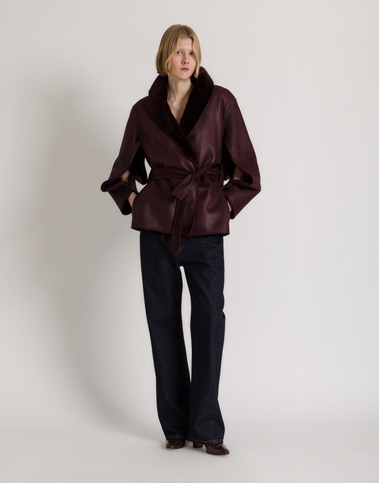 Reversible short shearling coat パープル Alberta Ferretti Boutique Online 2