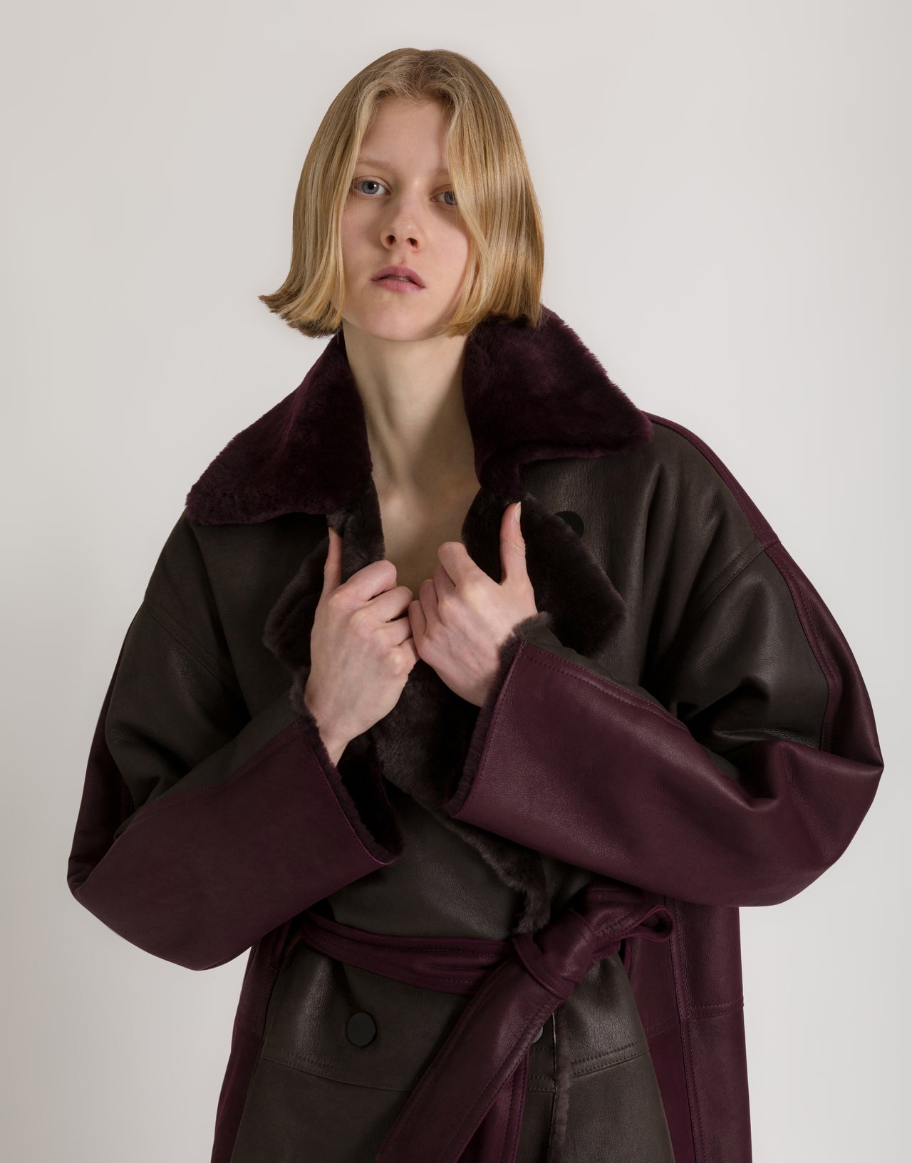 Long reversible bicolor shearling coat 棕色 Alberta Ferretti Boutique Online 5