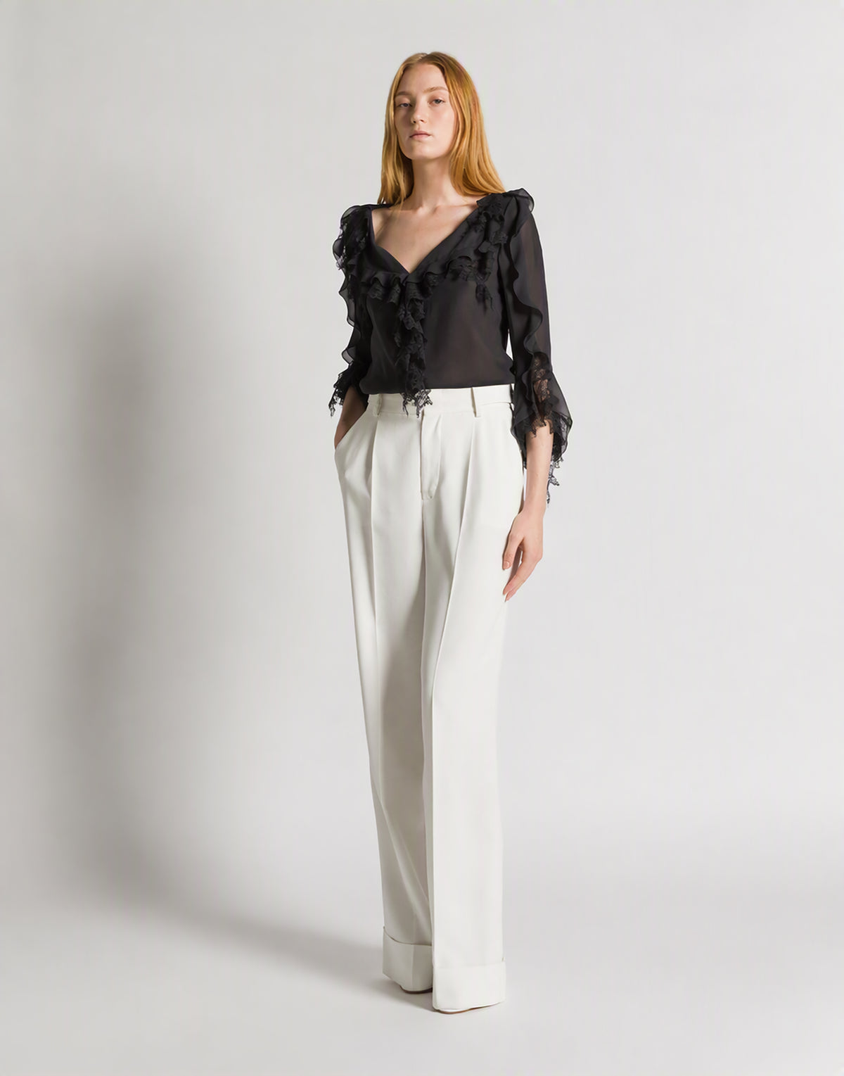 Bluse aus Seidengeorgette und Spitze Schwarz Alberta Ferretti Boutique Online 2