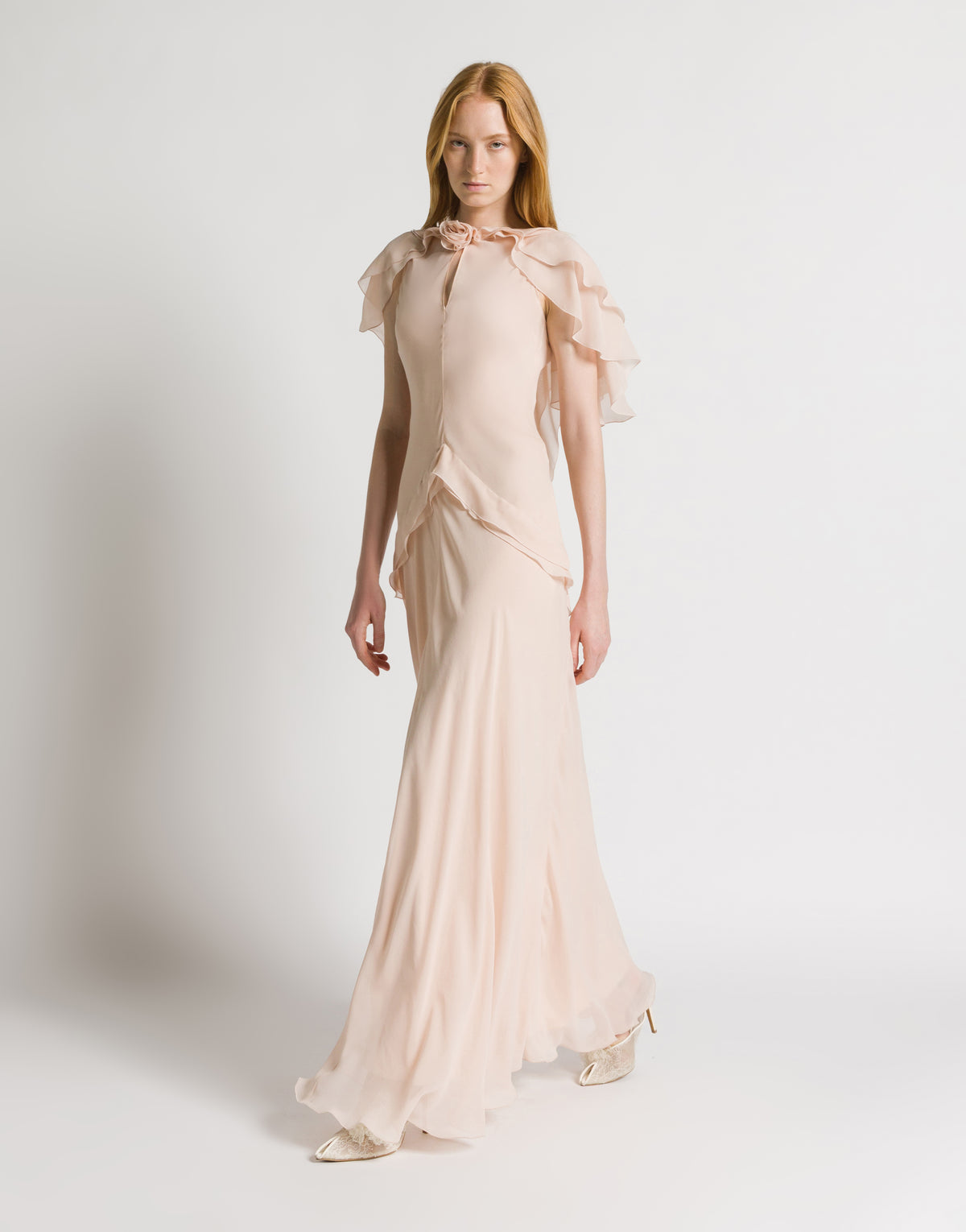 Langes Kleid aus Seidengeorgette mit Stoffrose und Cape-Ärmeln 粉红色 Alberta Ferretti Boutique Online 1
